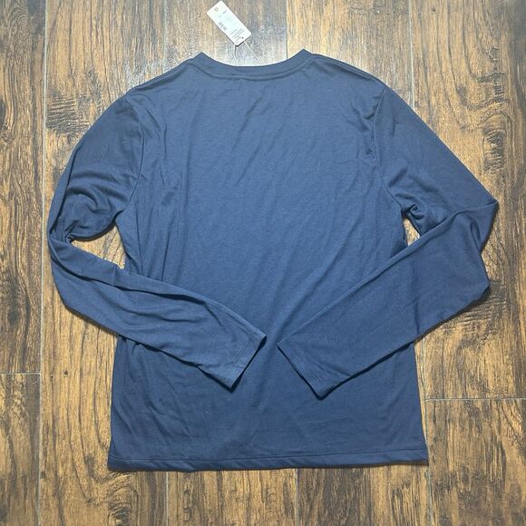 The Favorite Daughter Long Sleeve Graphic Tshirt Womens Medium Blue Heart NWT - Picture 11 of 11